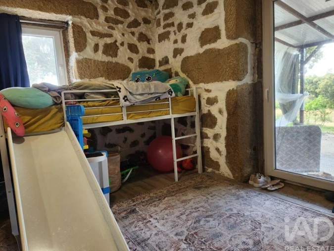 Moradia T1 para Venda em Escalos de Baixo e Mata Foto 20