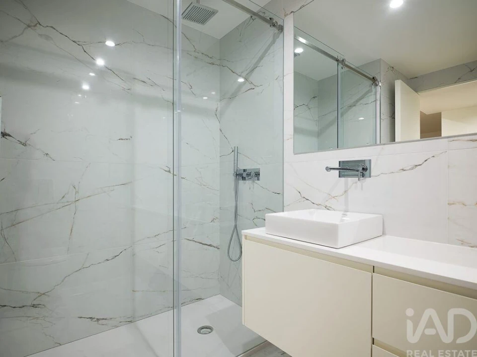 Apartamento T1 para Venda em Anta e Guetim Foto 6