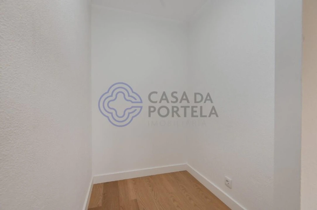 Apartamento T2 para Venda em Atouguia da Baleia Foto 29