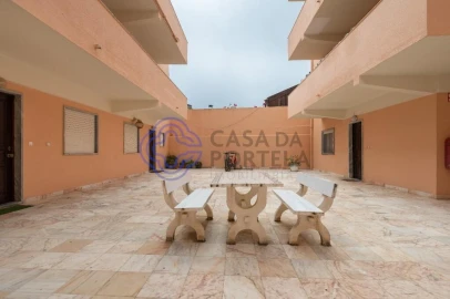 Apartamento T2 para Venda em Atouguia da Baleia