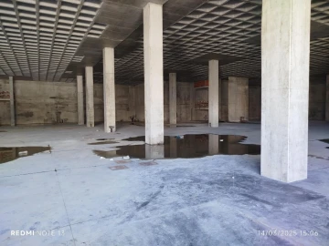 Armazém para Arrendamento em Sacavém e Prior Velho