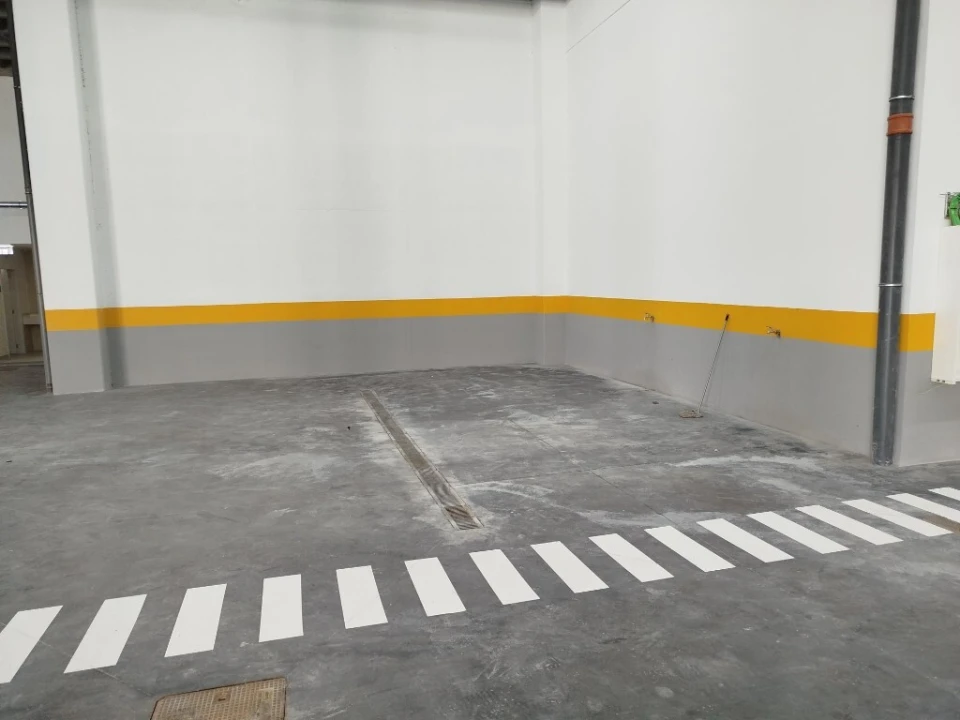 Armazém para Arrendamento em Sacavém e Prior Velho Foto 4