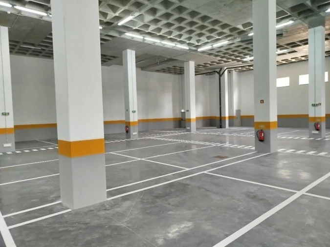 Armazém para Arrendamento em Sacavém e Prior Velho Foto 7
