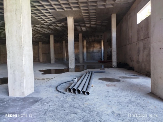 Armazém para Arrendamento em Sacavém e Prior Velho Foto 2