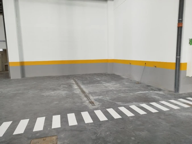 Armazém para Arrendamento em Sacavém e Prior Velho Foto 4