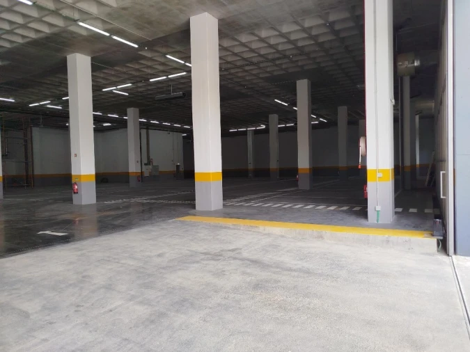 Armazém para Arrendamento em Sacavém e Prior Velho Foto 8