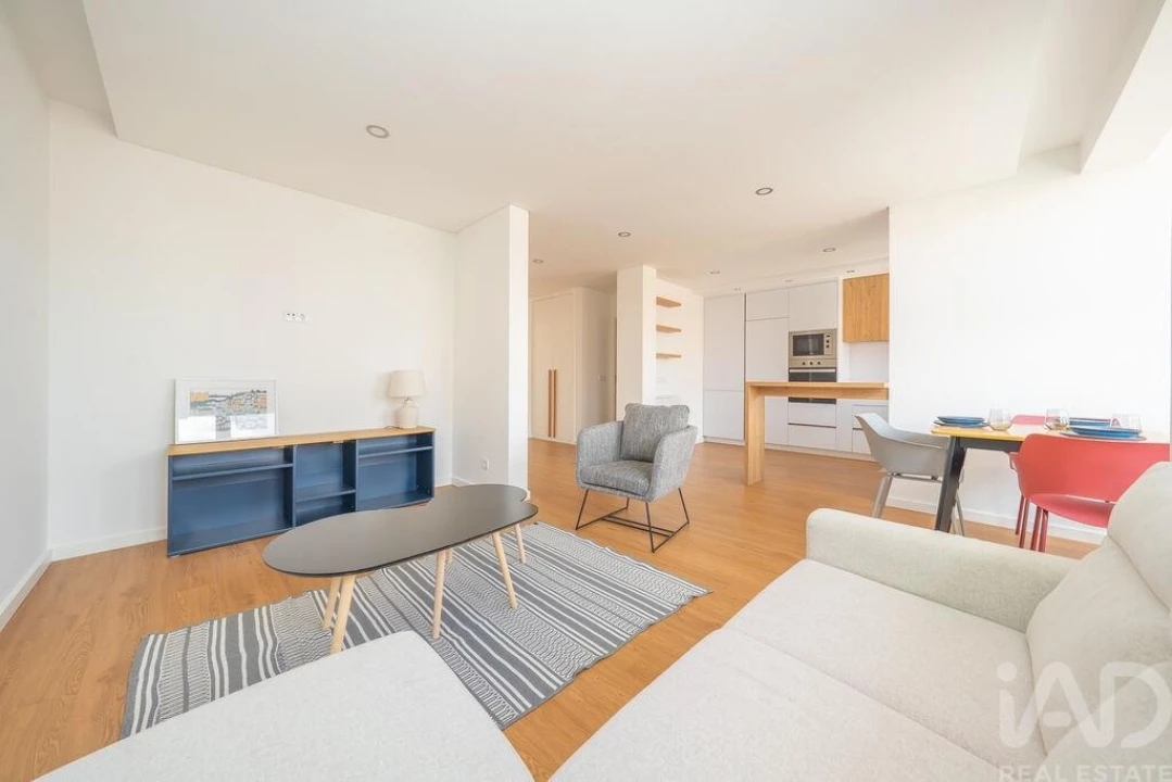 Apartamento T2 para Venda em Setubal (São Sebastião) Foto 1