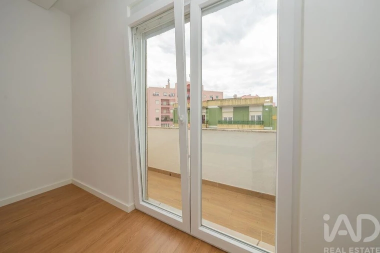 Apartamento T2 para Venda em Setubal (São Sebastião) Foto 25