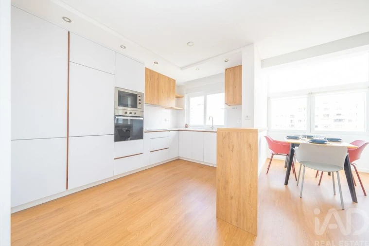 Apartamento T2 para Venda em Setubal (São Sebastião) Foto 3