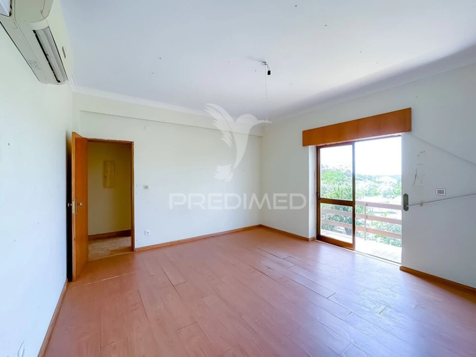 Moradia T3 para Venda em Olalhas Foto 11
