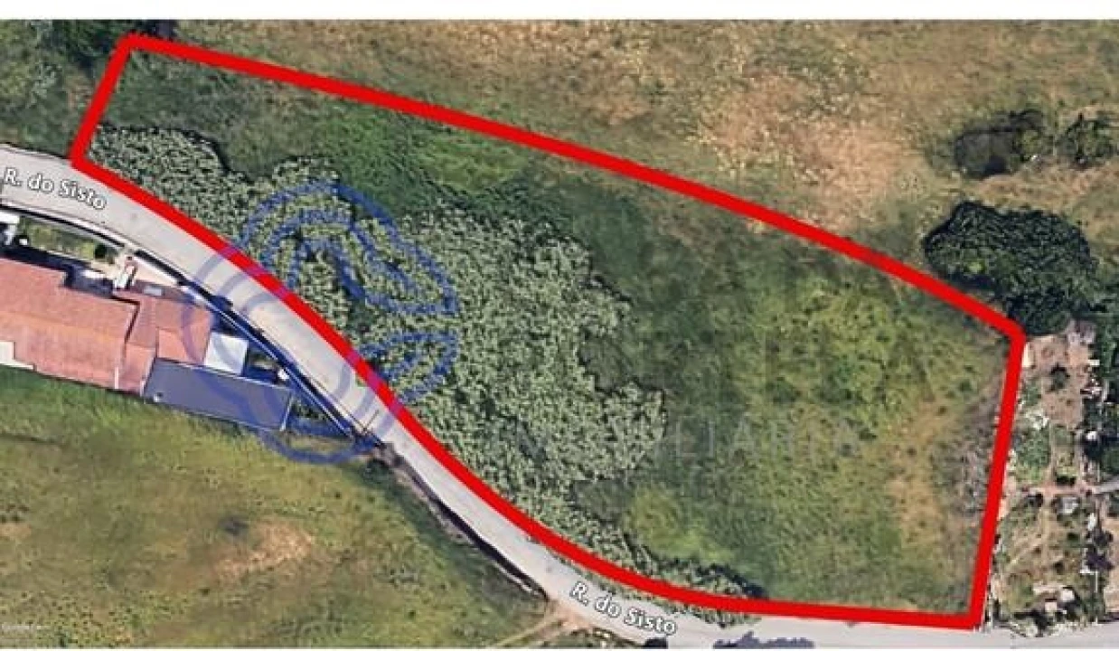 Terreno para Venda em Silvalde Foto 1