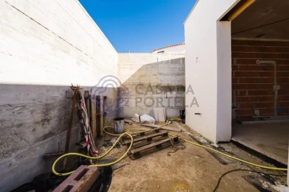 Moradia T4 para Venda em Amoreira