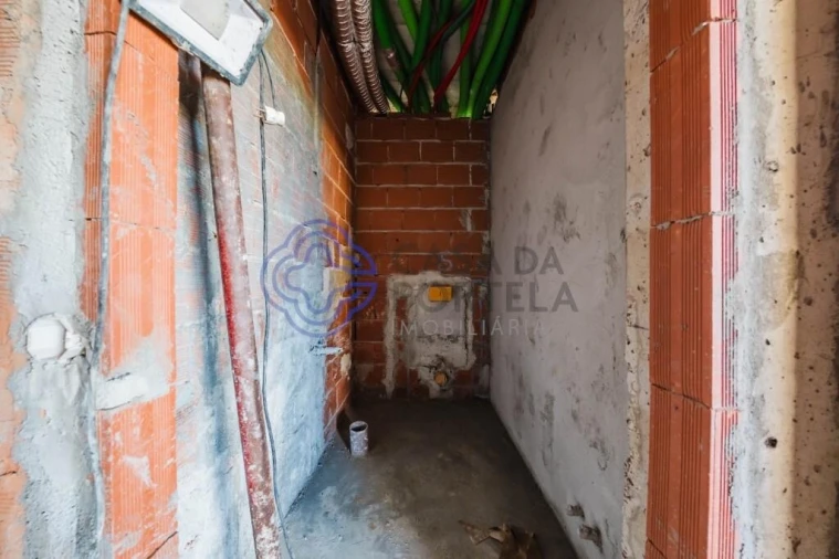 Moradia T4 para Venda em Amoreira Foto 38