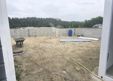Moradia T3 para Venda em Medelo