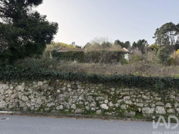 Quinta T4 para Venda em Parada de Cunhos