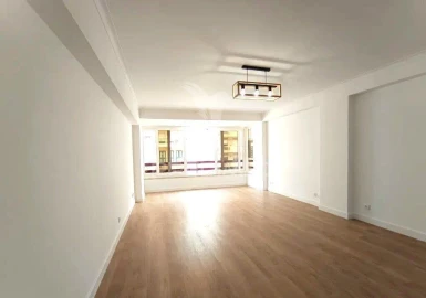 Apartamento T3 para Venda em São Domingos de Benfica