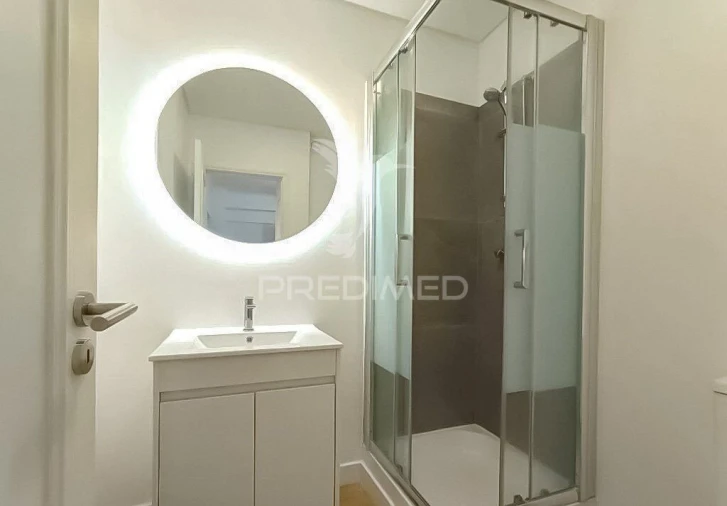 Apartamento T3 para Venda em São Domingos de Benfica Foto 12