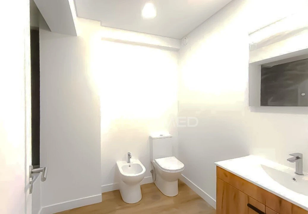 Apartamento T3 para Venda em São Domingos de Benfica Foto 6