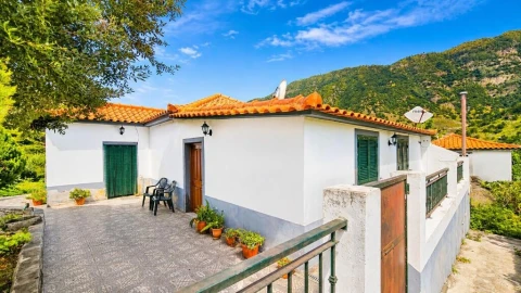Moradia T2 para Venda em São Vicente