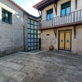 Moradia T6 para Venda em Gondar
