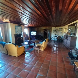 Moradia T6 para Venda em Gondar