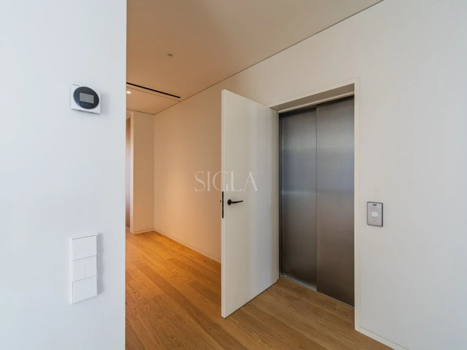 Apartamento T4 para Venda em Aldoar, Foz do Douro e Nevogilde Foto 11