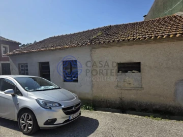 Moradia T2 para Venda em Antuzede e Vil de Matos