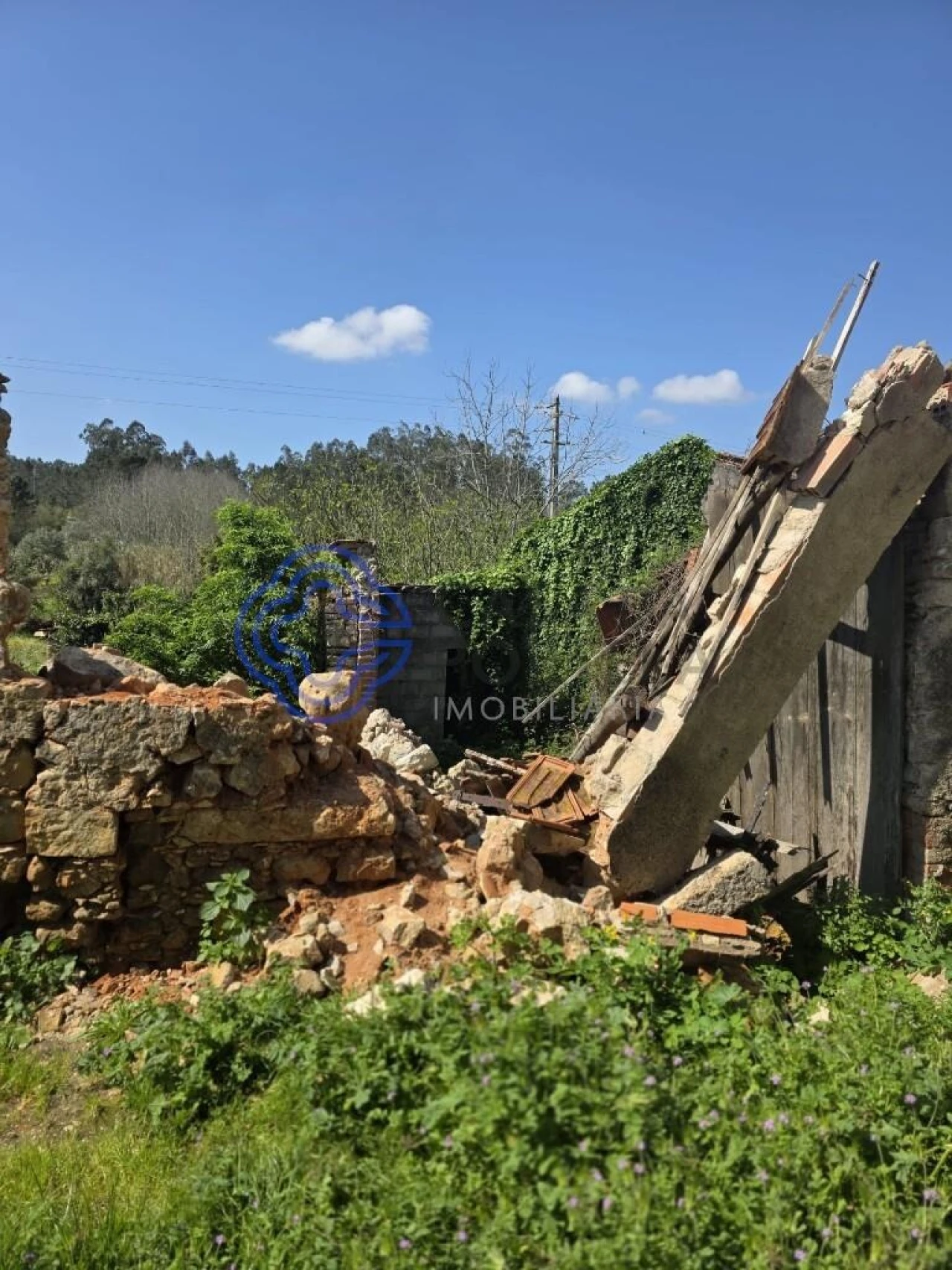 Moradia T2 para Venda em Antuzede e Vil de Matos Foto 12