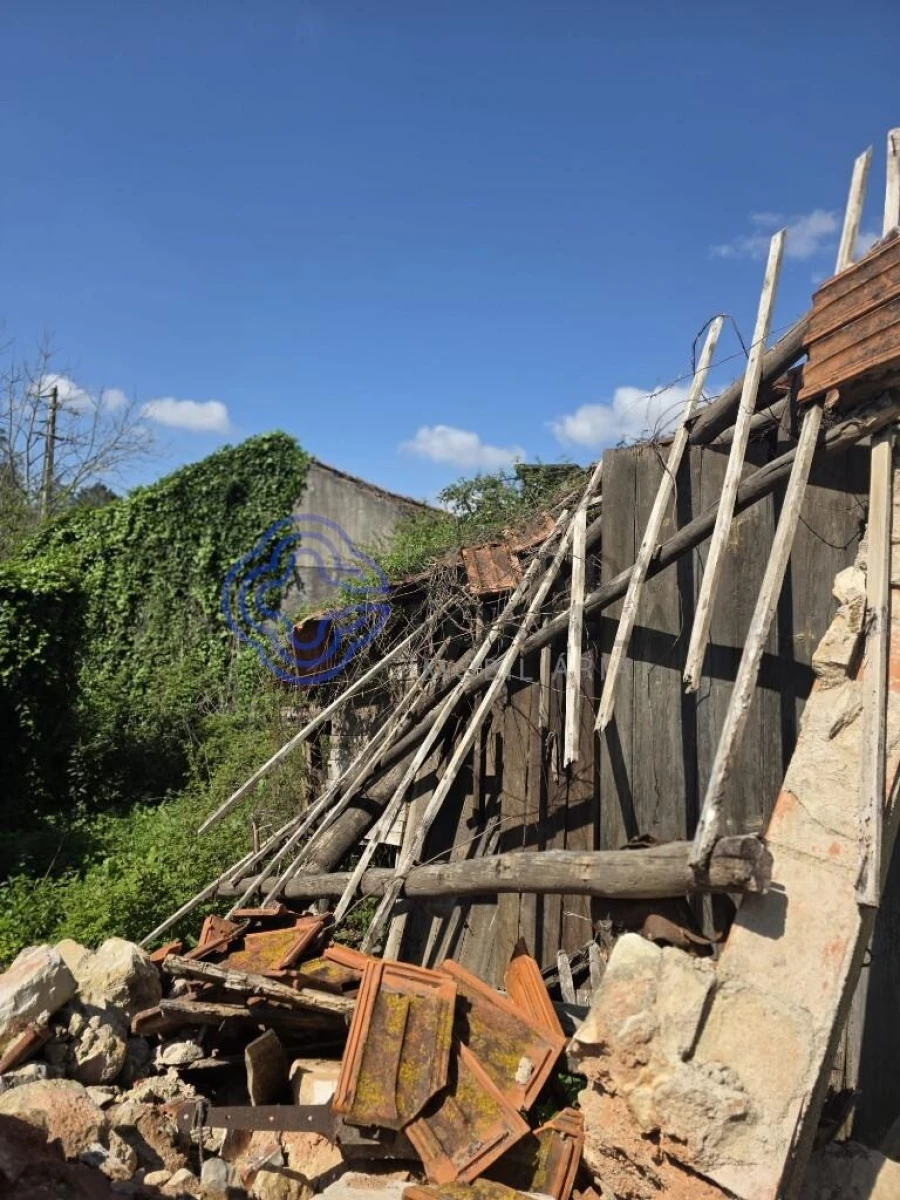 Moradia T2 para Venda em Antuzede e Vil de Matos Foto 11