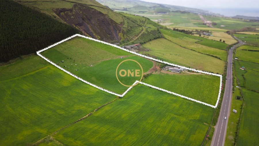 Terreno para Venda em Arrifes