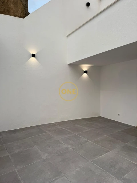 Apartamento T2 para Venda em Romeira e Várzea
