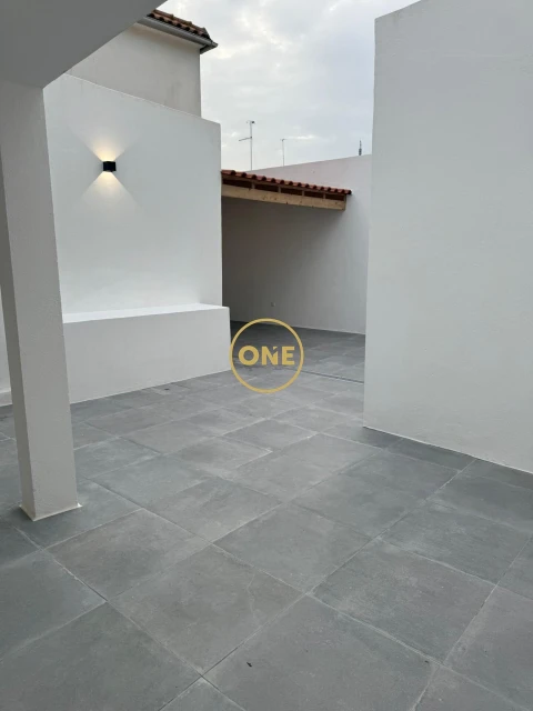 Apartamento T2 para Venda em Romeira e Várzea