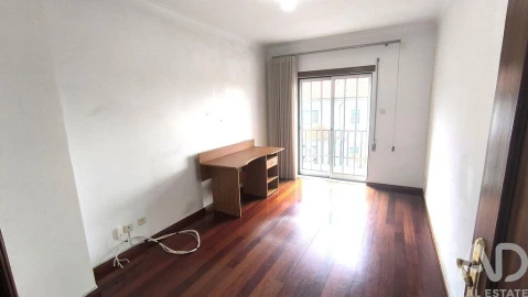 Moradia T4 para Venda em Rio de Loba