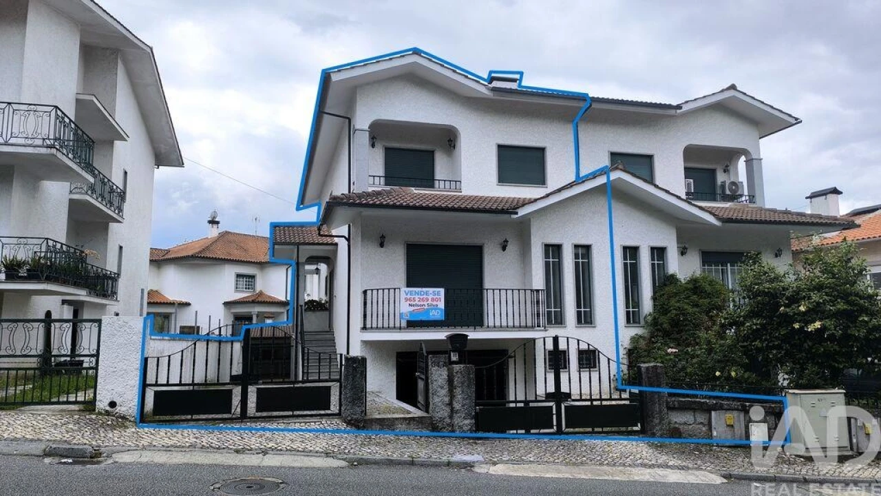 Moradia T4 para Venda em Rio de Loba Foto 1