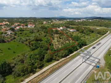Terreno para Venda em Casais e Alviobeira