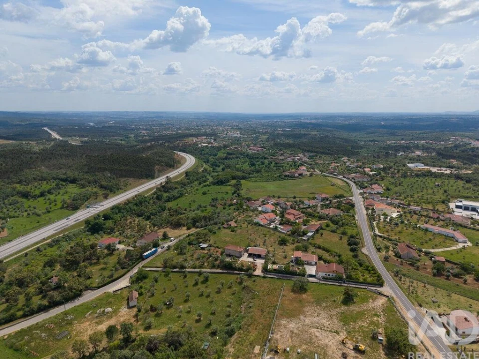 Terreno para Venda em Casais e Alviobeira Foto 29