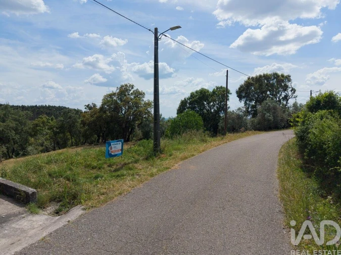 Terreno para Venda em Casais e Alviobeira Foto 2