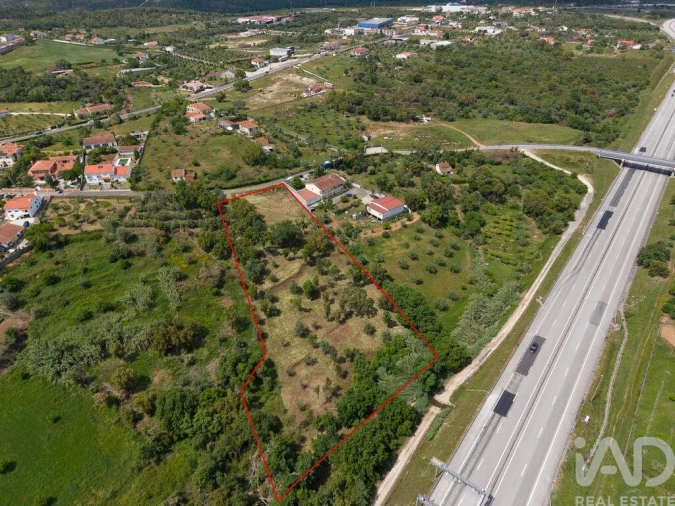 Terreno para Venda em Casais e Alviobeira Foto 6