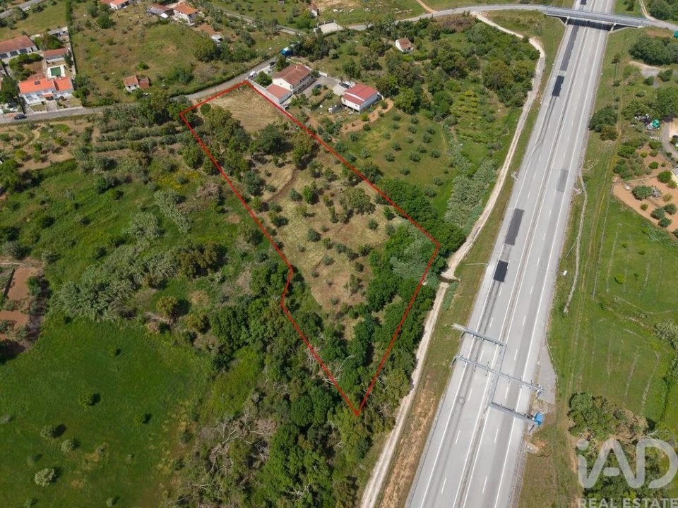 Terreno para Venda em Casais e Alviobeira Foto 11