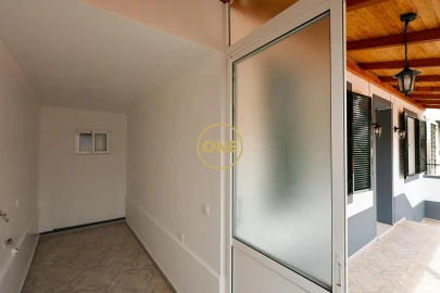 Moradia T2 para Venda em Funchal (São Pedro)