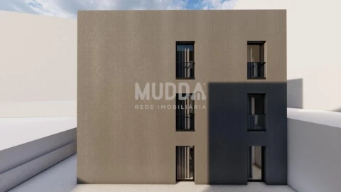 Apartamento T1 para Venda em Sé, Santa Maria e Meixedo