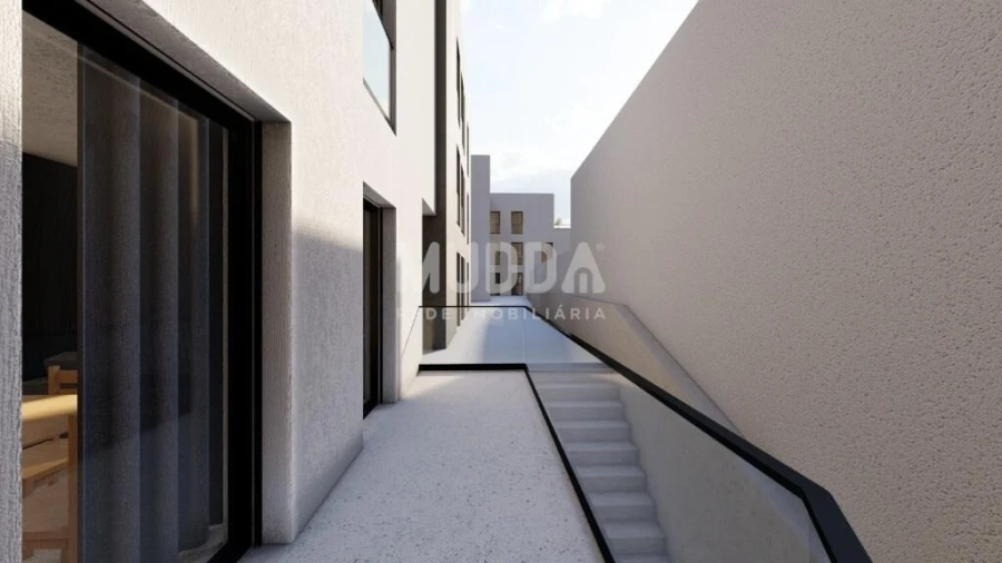 Apartamento T1 para Venda em Sé, Santa Maria e Meixedo Foto 14