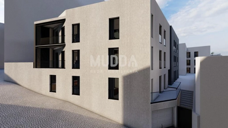 Apartamento T1 para Venda em Sé, Santa Maria e Meixedo Foto 12