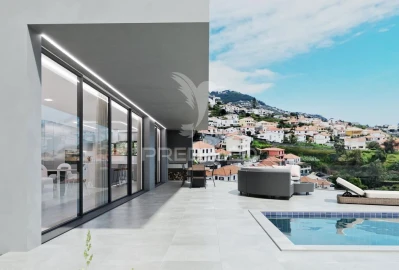 Moradia T4 para Venda em Funchal (São Pedro)