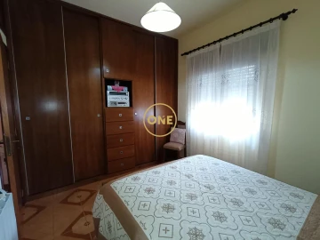 Moradia T4 para Venda em Gondoriz