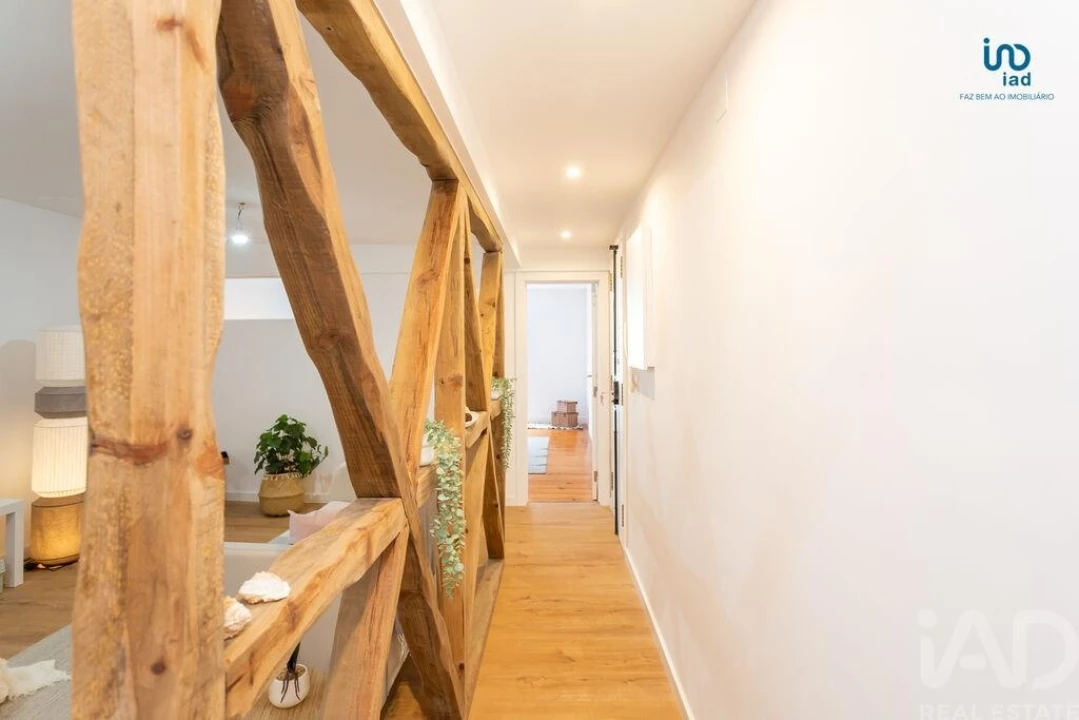 Apartamento T2 para Arrendamento em Santa Maria Maior Foto 7