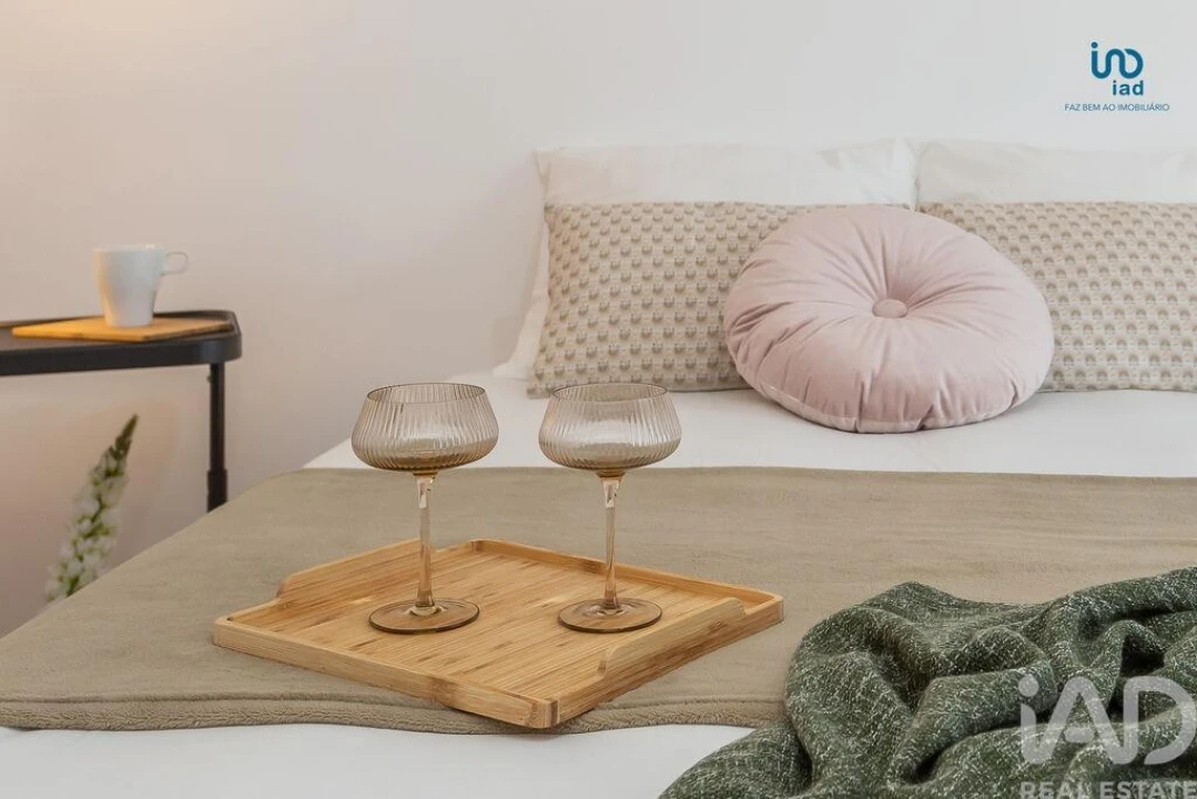 Apartamento T2 para Arrendamento em Santa Maria Maior Foto 5
