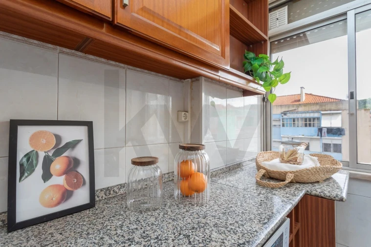 Apartamento T2 para Venda em Odivelas Foto 12