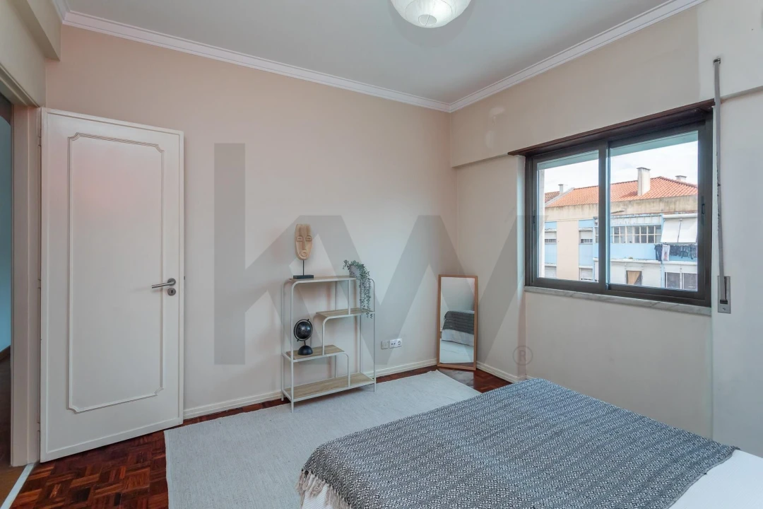 Apartamento T2 para Venda em Odivelas Foto 17