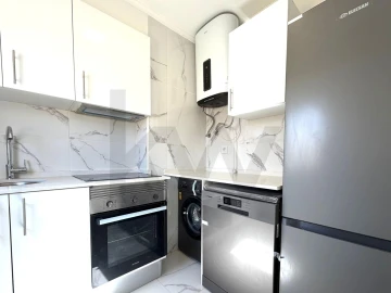 Apartamento T1 para Arrendamento em Penha de França